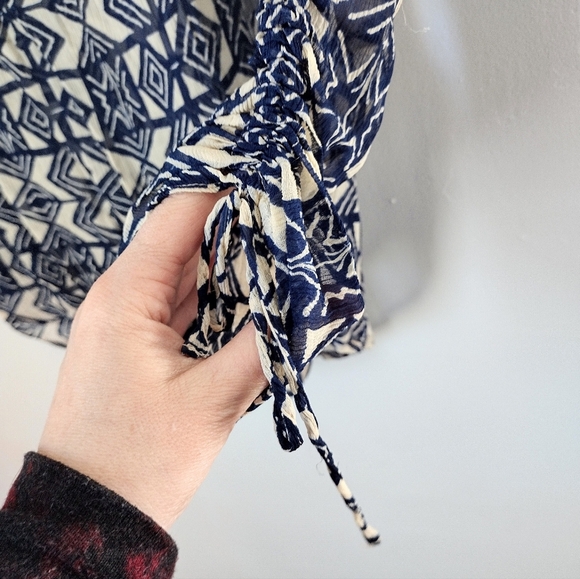 Lucky Brand Sheer Blue and Beige Top - Picture 3 of 5